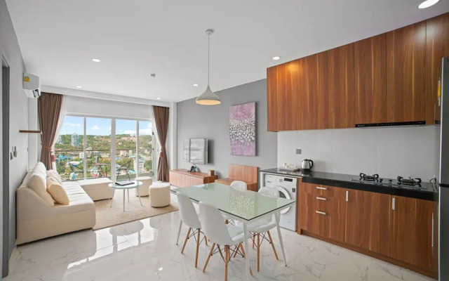 Mlz Apartments