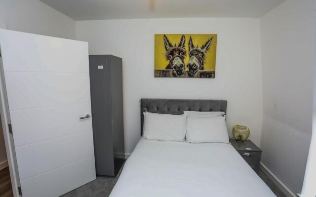 Immaculate 2-bed Apartment in London