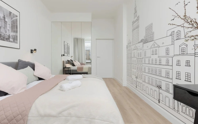 Warsaw Panorama Apartment by Renters