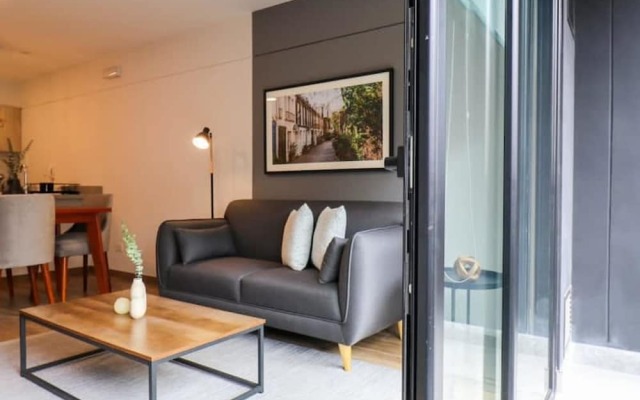 w 2BR Apartment w Private Gym in Miraflores