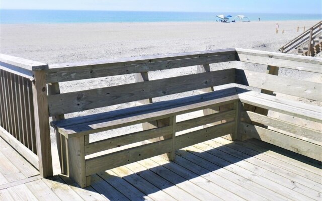 Allston Pawleys Island - 4 Br Home