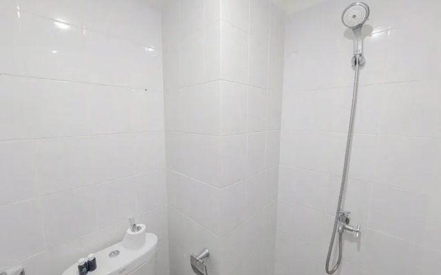 Homey And Elegant Studio At Apartment Sentraland Medan
