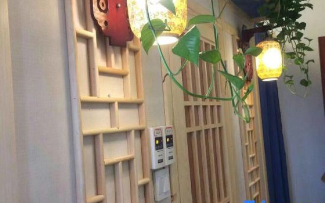 Yuanyu Express Hotel (Zhengzhou East Railway Station)
