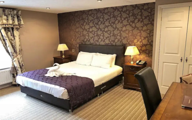 The George Hotel