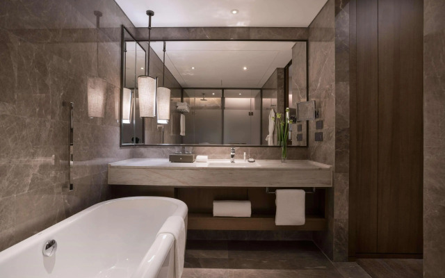 DoubleTree by Hilton Hotel Shiyan