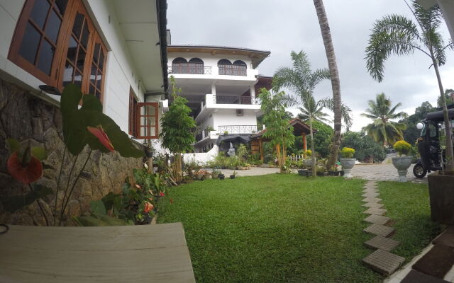 Sunray Hotel