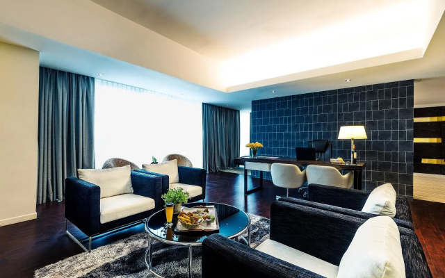Ixora Hotel