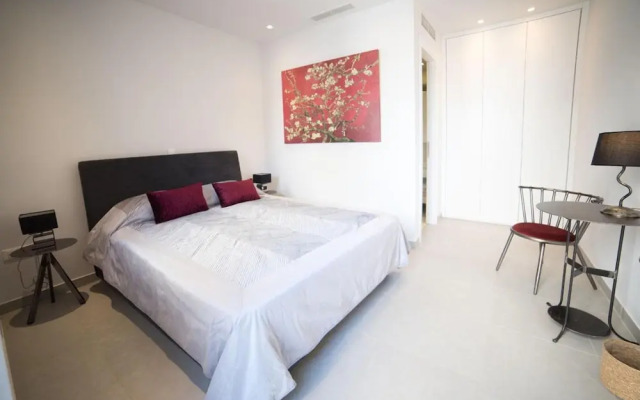 Sea View 6 Bedroom Villa With a Heated Pool
