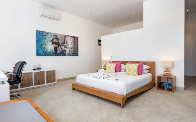 Villa Bloom by Villa Finder – Guest Rooms – Singaraja