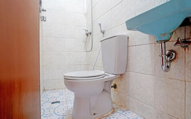 Teratai Residence by  OYO