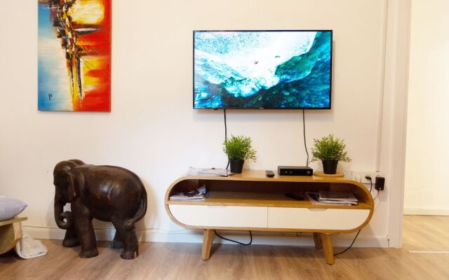 TLV Port Sweet-spot Near Beach