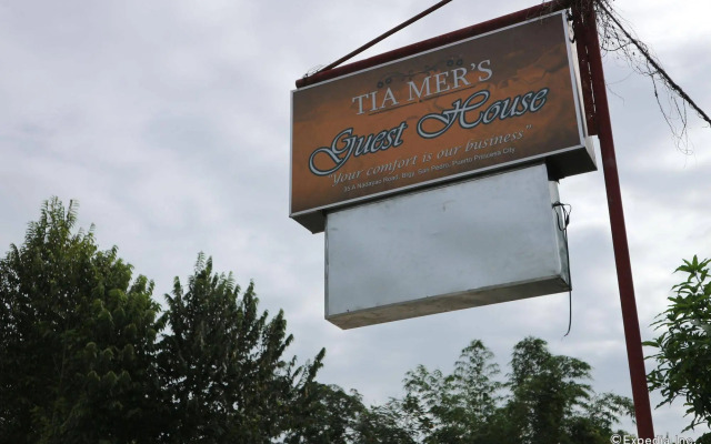 Tia Mer's Guest House