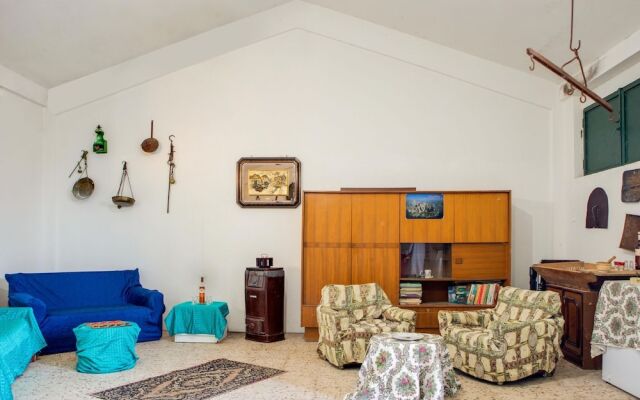 Valley-view Holiday Home in Sperlinga With Private Pool