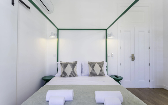 Alameda Exclusive House