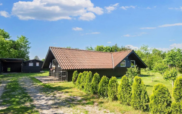 6 Person Holiday Home in Ulfborg