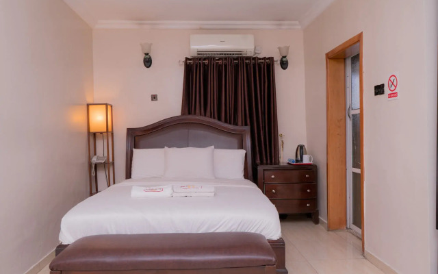 Fryburg Suites