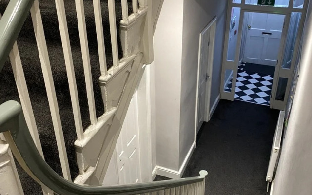 Extra Large Six Bed Six Bath Townhouse
