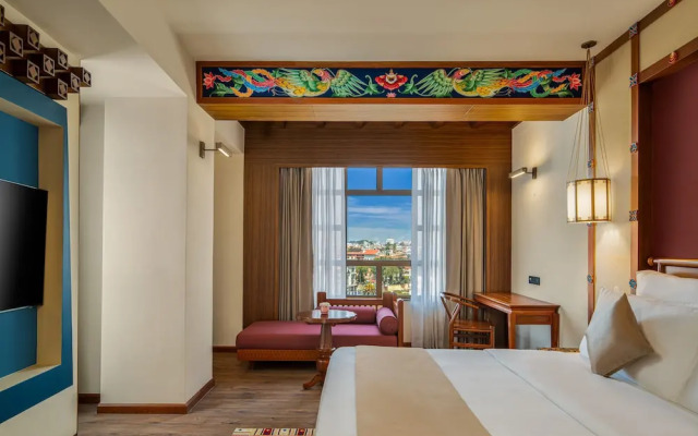 Varnabas Museum Hotel
