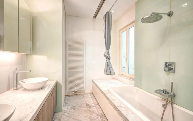 Three Bedroom Marble Apartment in the Heart of Antwerp
