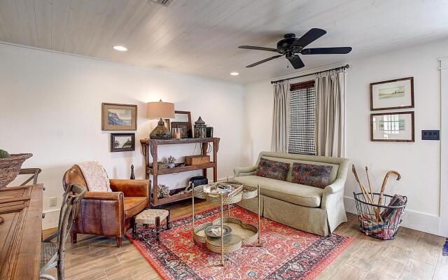 The Gulf House Gs512 Home