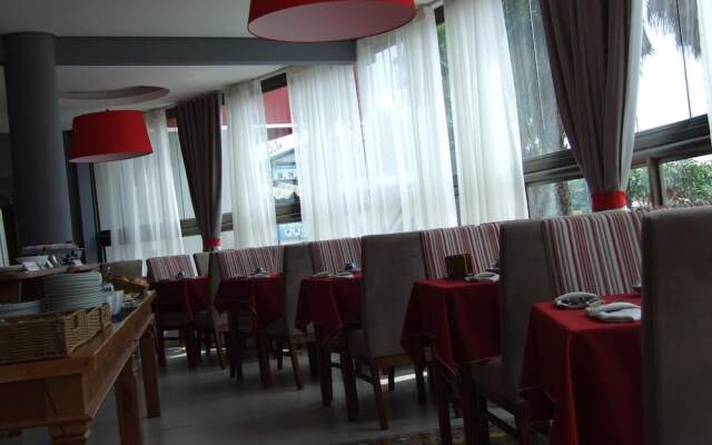 Vivas Hotel & Casa