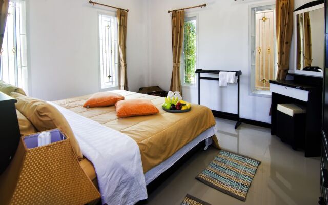 Villa Adelle Bang Tao 2 bedroom house