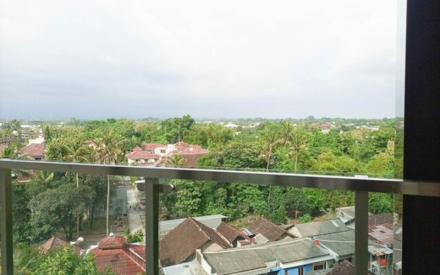Luxury Studio At Patraland Amarta Apartment