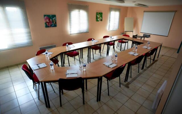 ResidHotel Golf Grand Avignon