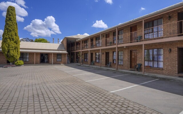 Rodney Motor Inn