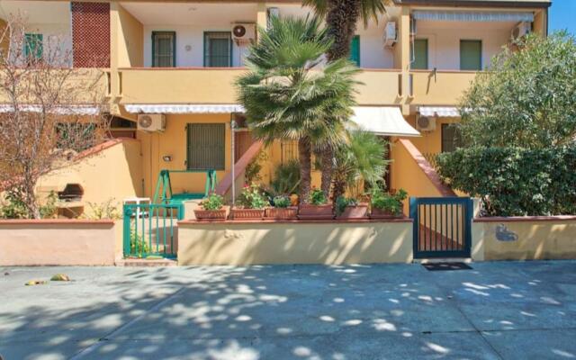 Casa Del Sol In Alghero With Garden For 6 People Near The Beach