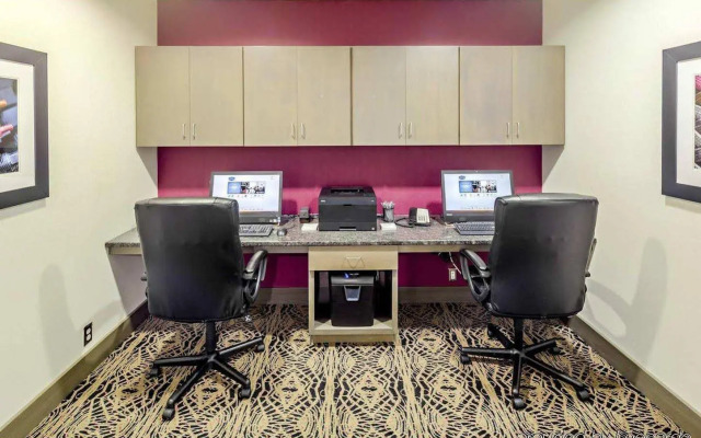 Hampton Inn Akron-South