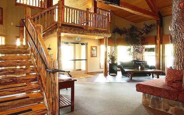 The Red Moose Lodge