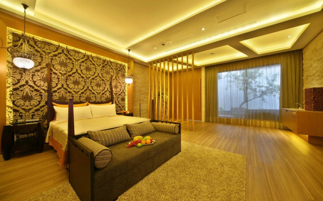 Han Guan Motel