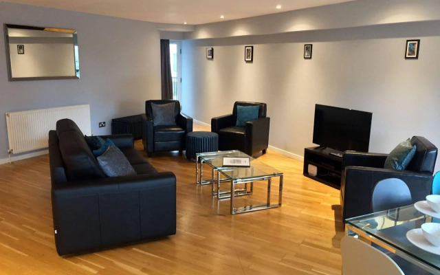 Tolbooth Apartments
