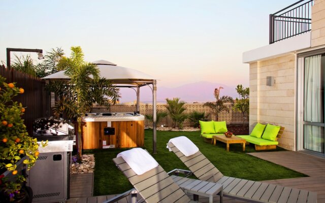 Ella Sun Eilat