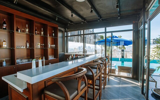 The Sail Hotel - My Khe Beach