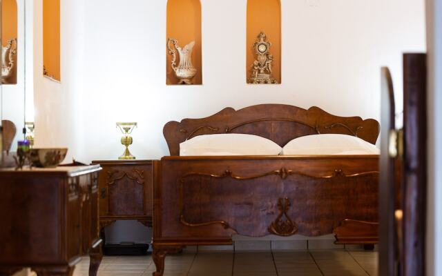 Τraditional home Fabrica , south Crete , Agios Pavlos