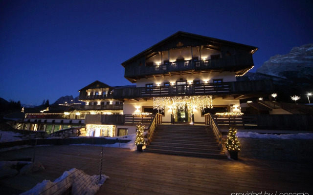 Rosapetra Spa Resort