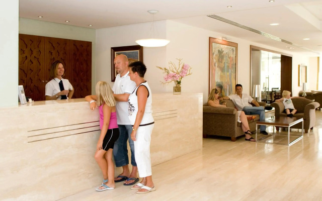 Aparthotel Playa Dorada