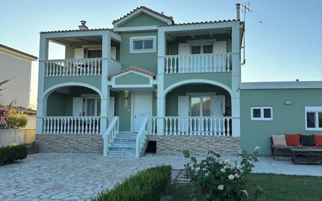 Denva Holiday Home