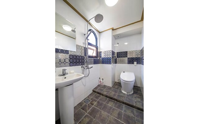 Tongyeong Honey Spa Pension