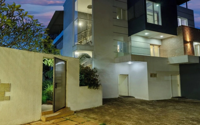 Treebo Midvalley Residence