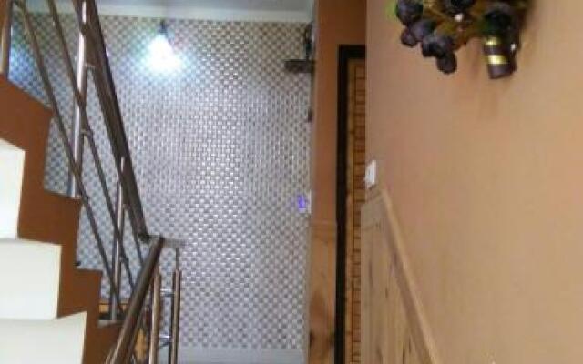 Hotel Kashmir Inn
