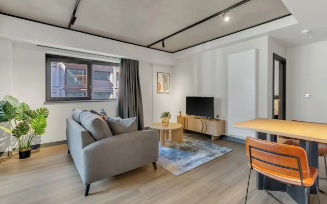 Vibrant Apartments at Luna near Wembley Park by MySquare
