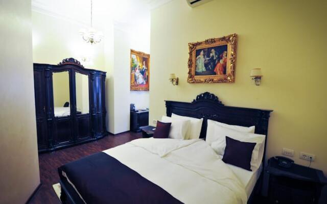 Palace Residence