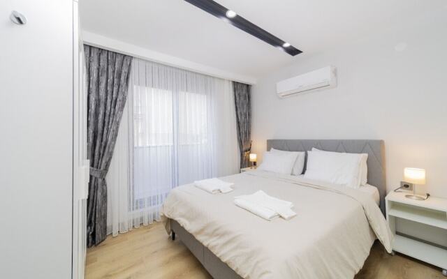 Chic Flat With Central Location in Muratpasa