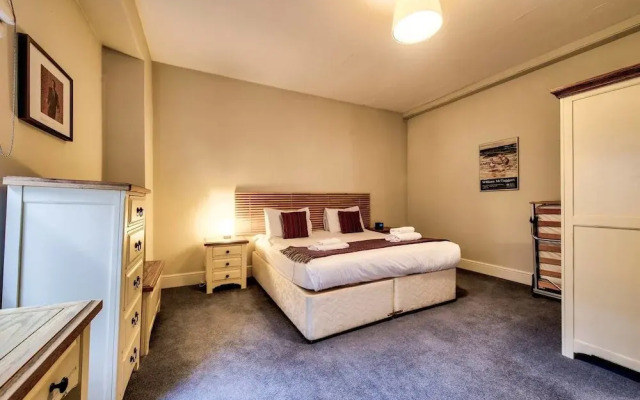 Perfect Location! - Stylish & Cosy Rose St Apt