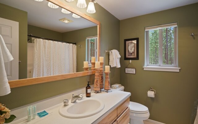 16 Jillian 4 Bedroom Home by RedAwning