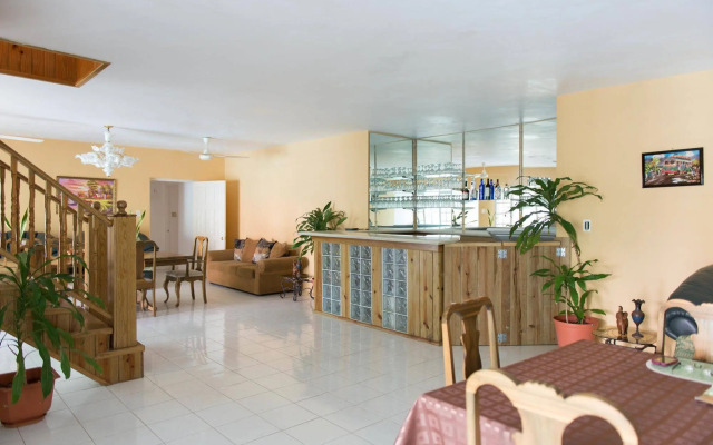 Diamond Villas and Suites