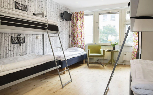 Slottsskogen Hostel